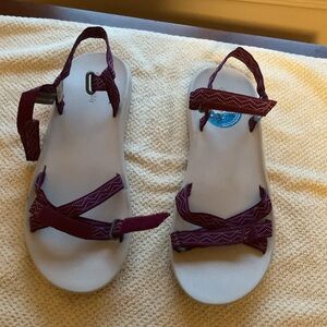 Columbia Women's Sandals with Purple Straps